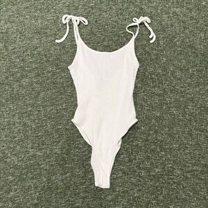 Forever 21 White Scoop Back Bodysuit Size M